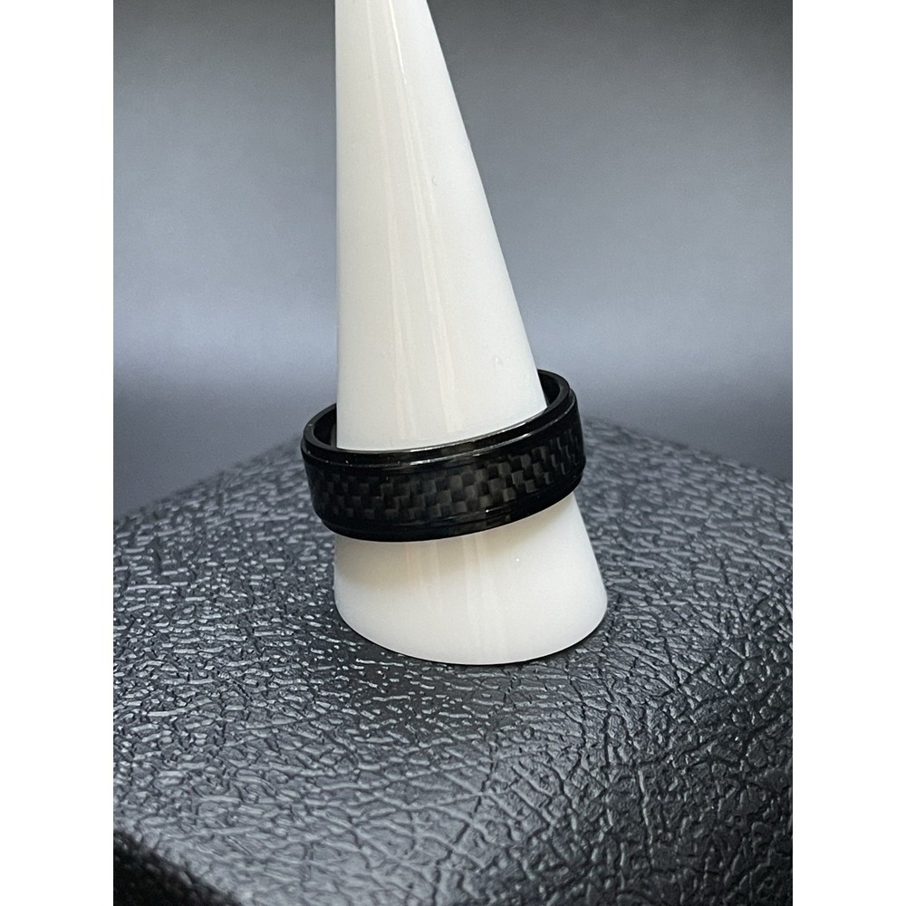 Men's Carbon Inlay titanium Ring - Picture 3 of 4